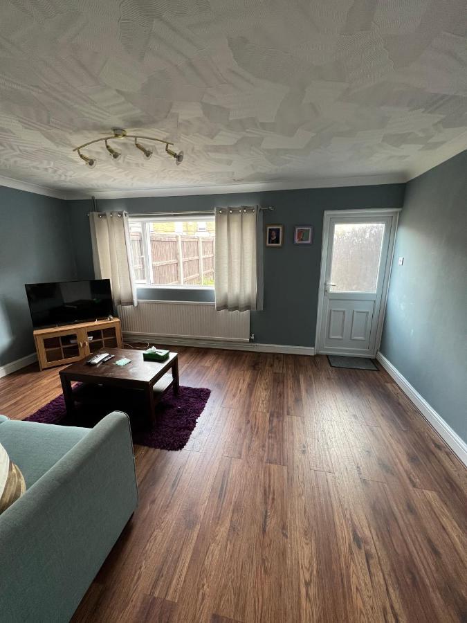 Fellowes Garden Peterborough Dış mekan fotoğraf