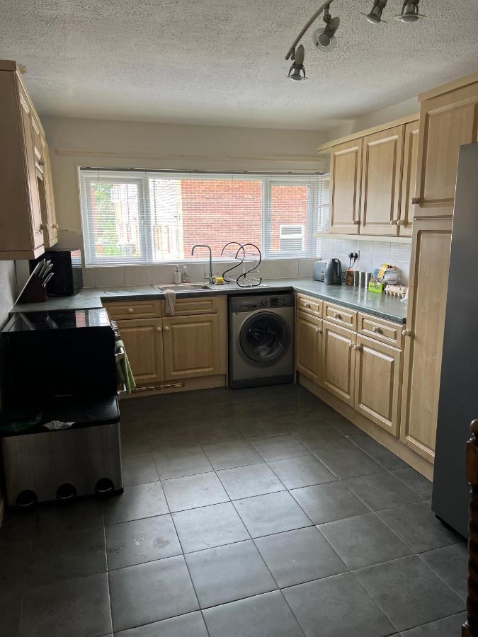 Fellowes Garden Peterborough Dış mekan fotoğraf